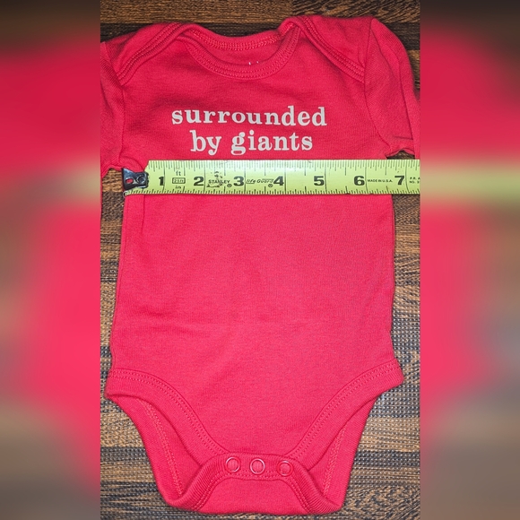 Okie Dokie Baby Unisex "Surrounded By Giants" Bodysuit Newborn - Picture 4 of 6